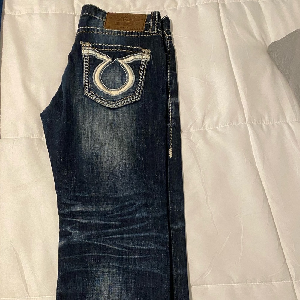 Dark Blue Denim Jeans with Embroidered Pocket